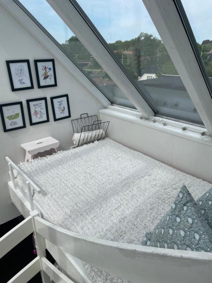 Cool Familyhome Close To The Beach W Two Cuddly Cats Espergærde Exterior foto